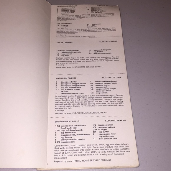 Vintage Your Hydro Presents Magic of Electrical Appliances Recipes Book Ontario - Picture 6 of 8